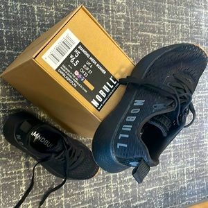 NOBULL Diamond Mesh Runner